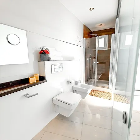 Penthouse En Con Vistas Al Club Nautico Apartment Moraira