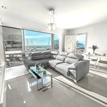 Penthouse En Con Vistas Al Club Nautico Apartment Moraira