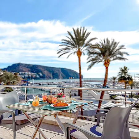 Apartment Penthouse En Con Vistas Al Club Nautico